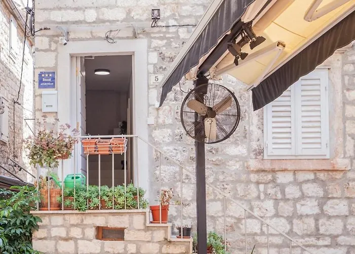 Appartement Kira Hvar